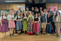 Personengruppe in einem Raum